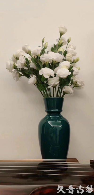 湖南省早安  人生如花，我们都是自己航船的船长。